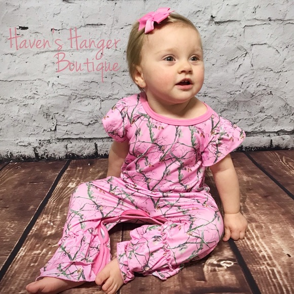 Pink Camo Baby Girl Romper - Picture 3 of 8